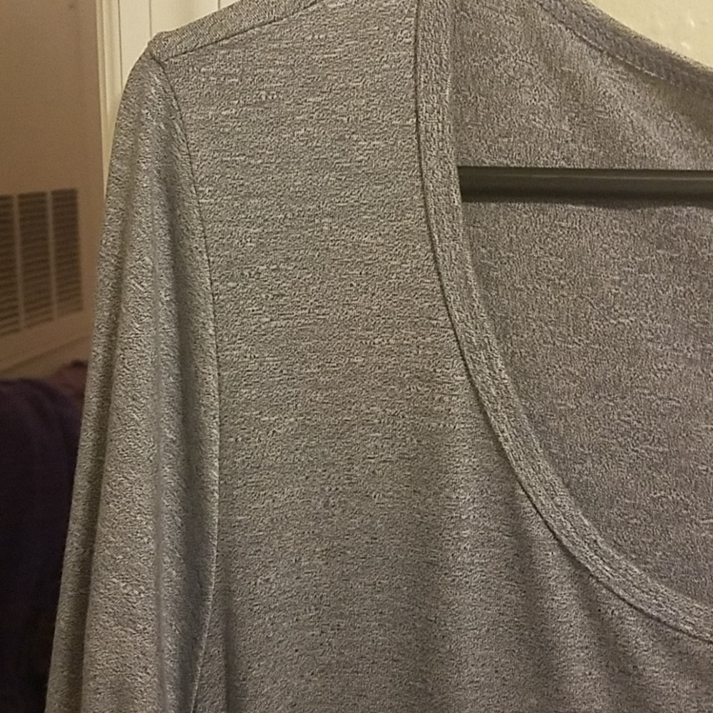Gray perfect tee - Picture 2 of 4